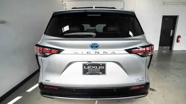 2024 toyota sienna limited