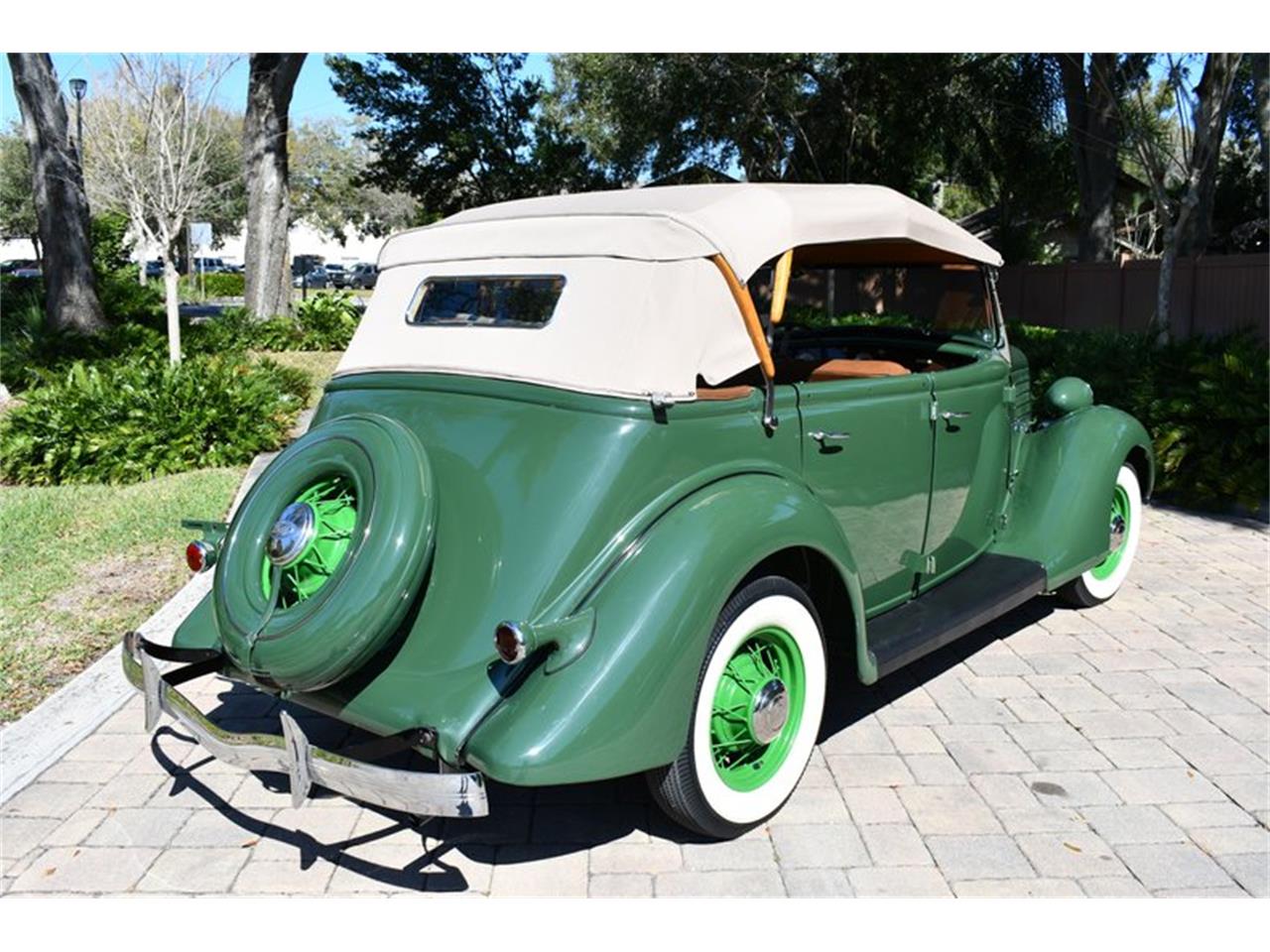 1935 ford phaeton