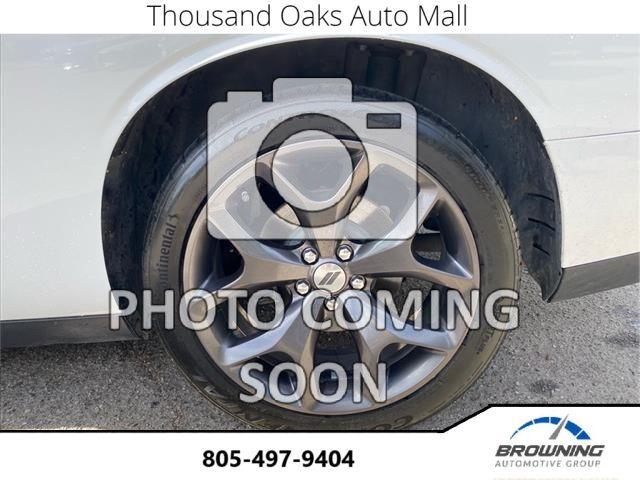 2018 dodge challenger sxt