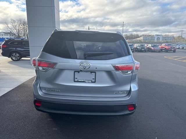 2016 toyota highlander xle
