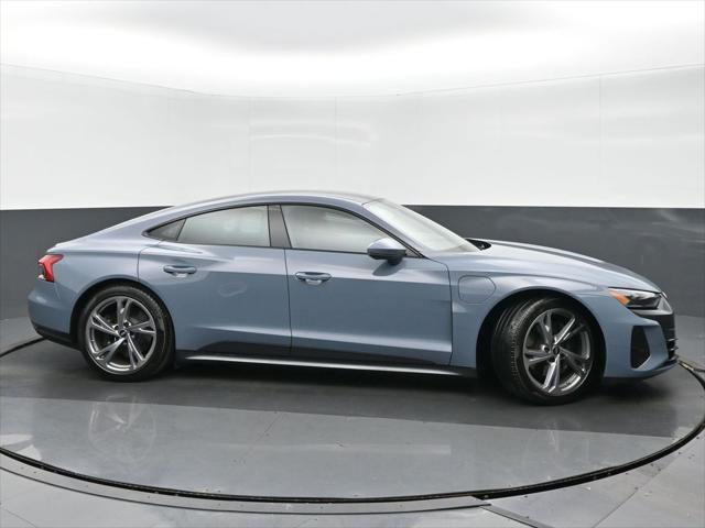 2022 audi e-tron gt premium plus