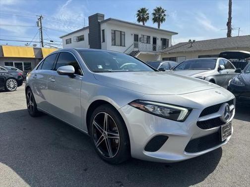 2019 mercedes-benz a-class