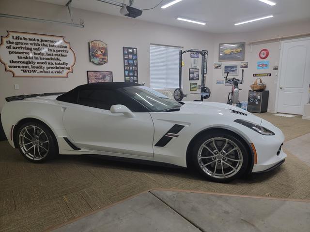 2017 chevrolet corvette grand sport