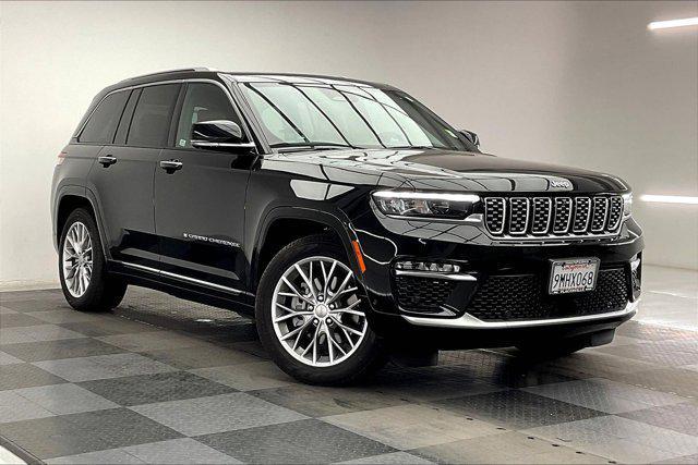2022 jeep grand cherokee 4xe summit