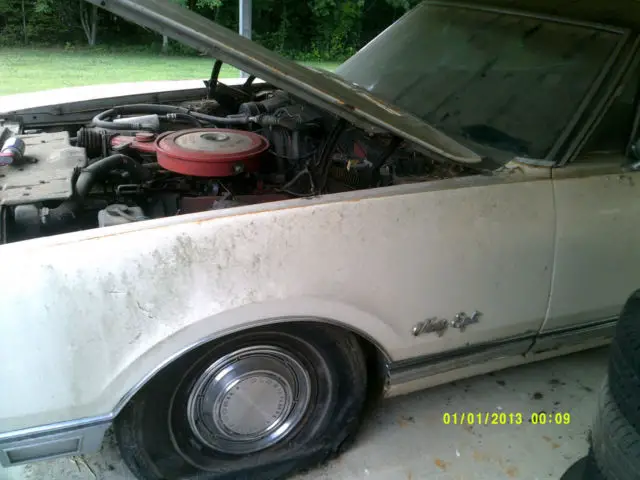 1968 oldsmobile delta 98 ninety eight parts car. no title