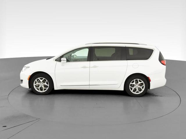 2019 chrysler pacifica in kokomo, indiana