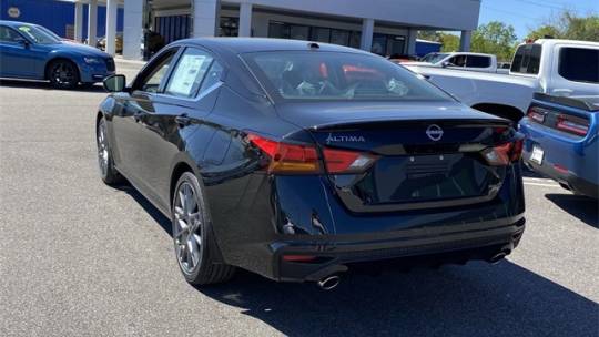 2024 Nissan Altima 2.0 sr