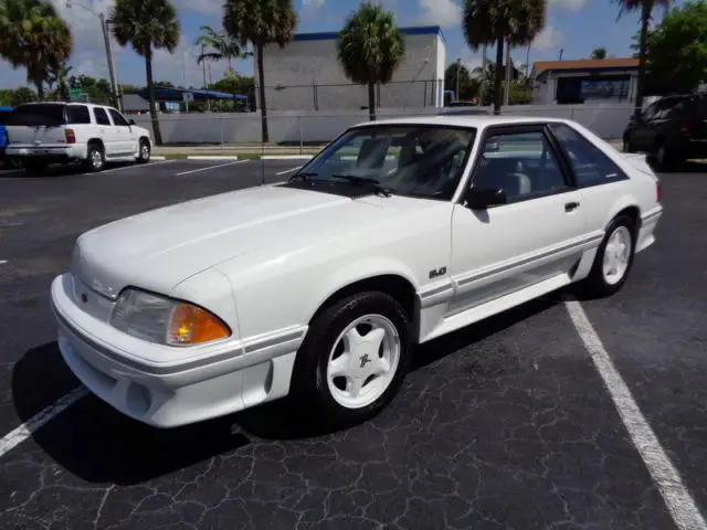 florida warranty 97k miles fully restored 2-owner 5.0l v8 new tires low reserve