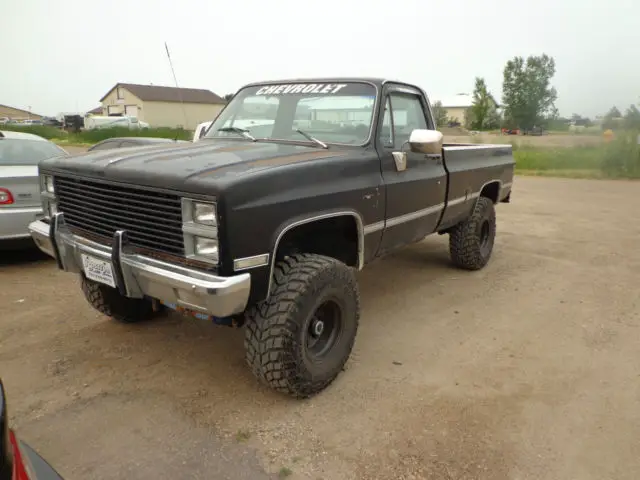 1981 chevy silverado 1500 6" lift kit 35" tires 350 v8