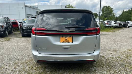 2024 Chrysler Pacifica