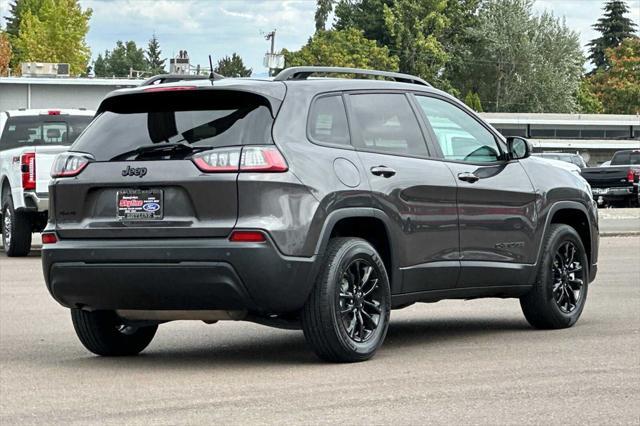 2023 jeep cherokee altitude