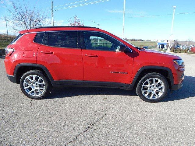 2023 jeep compass latitude lux