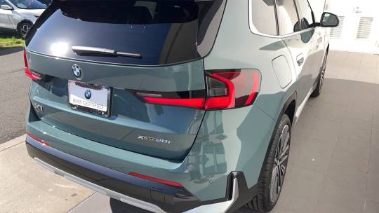 2025 BMW X1