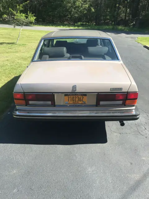 1989 rolls-royce silver spur sedan 4-door 6.8l