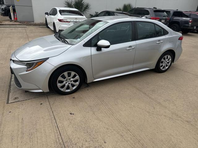 2021 toyota corolla le