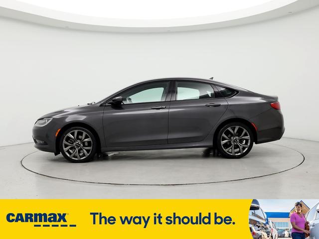 2015 chrysler 200 s