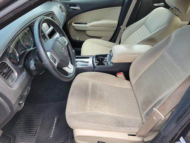 2014 dodge charger se