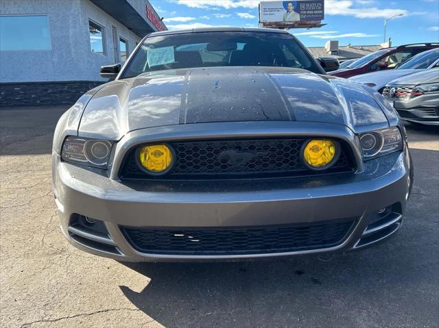2014 ford mustang v6