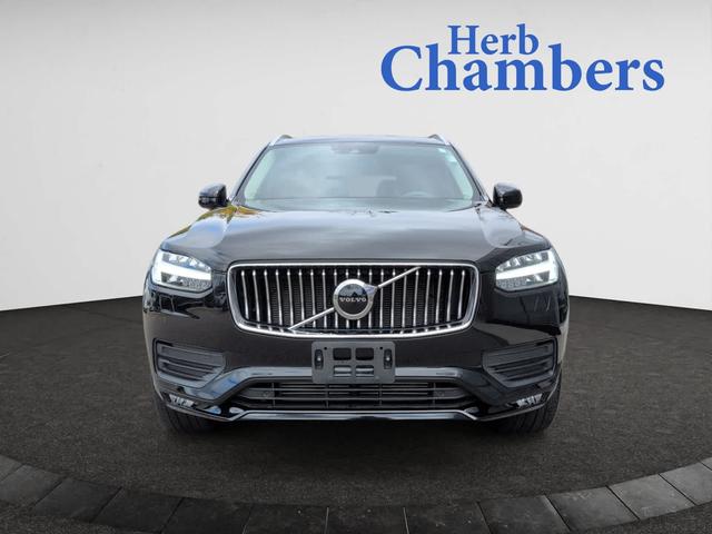 2022 volvo xc90 momentum
