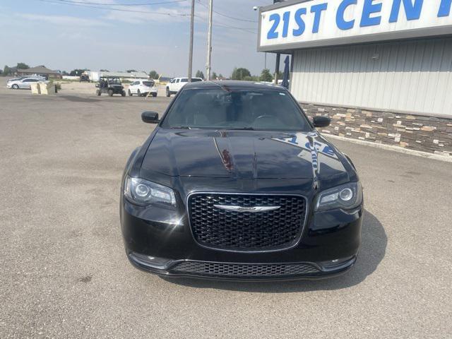 2015 chrysler 300 s