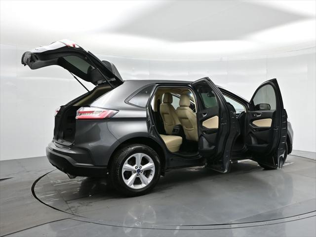 2020 ford edge se