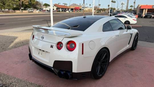 2013 Nissan GT-R