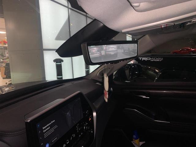 2023 toyota highlander hybrid platinum