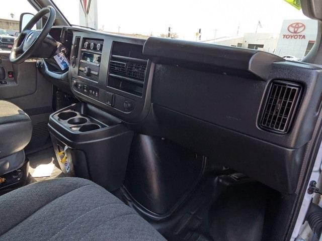 2022 chevrolet express 2500 work van