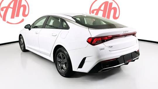 2022 Kia K5
