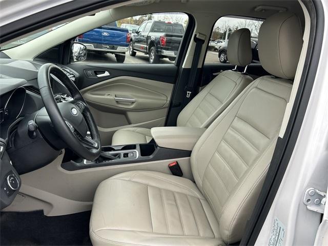 2019 ford escape titanium