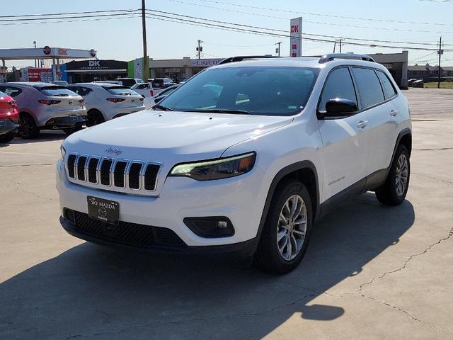 2022 jeep cherokee latitude lux