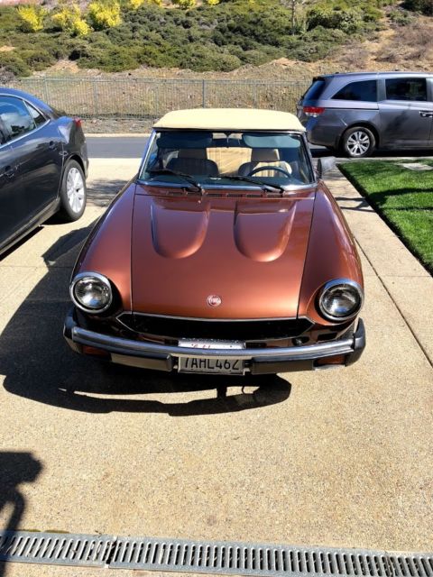 1982 fiat 2000 spider convertible - pininfarina azzurra