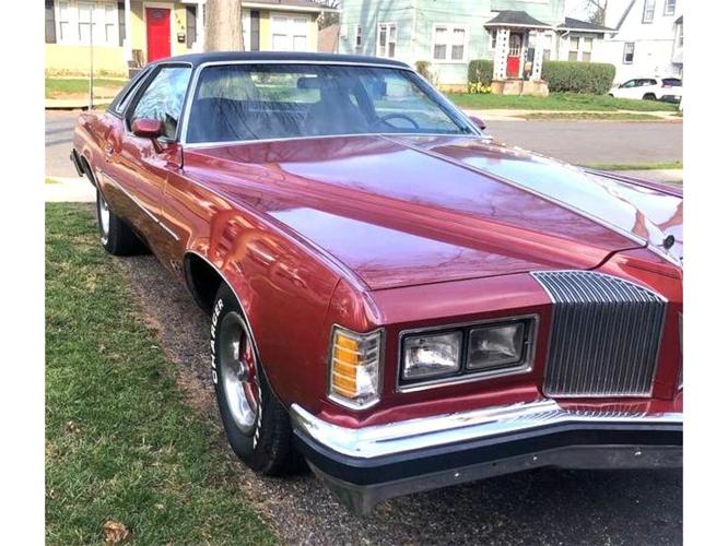 1976 pontiac grand prix in lake hiawatha, new jersey