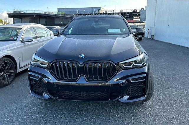 2022 bmw x6 m50i