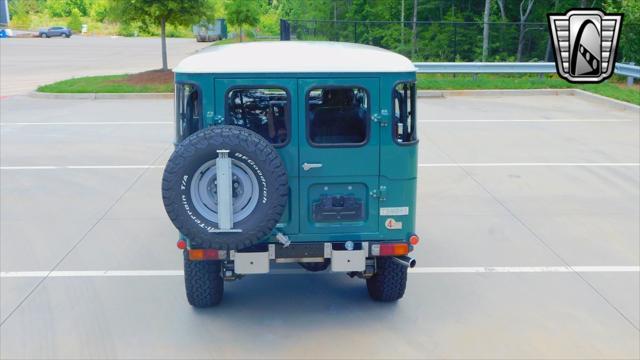 1977 toyota land cruiser base