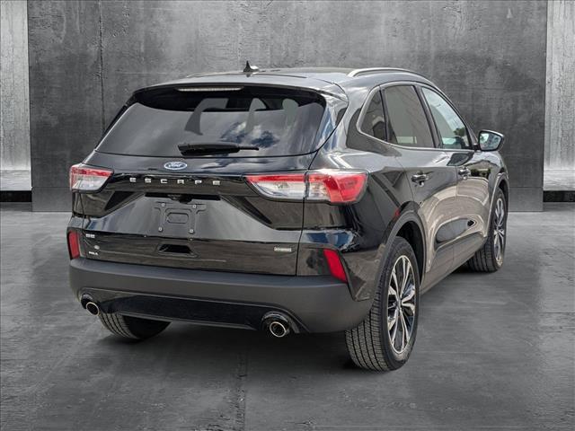 2021 ford escape se