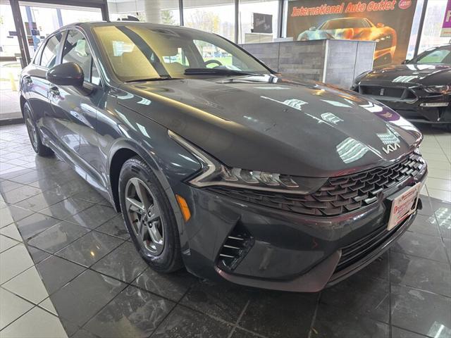 2022 kia k5 lxs