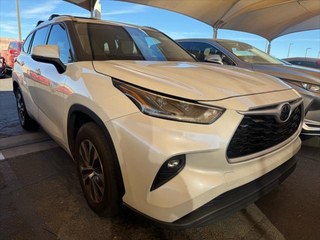 2021 toyota highlander xle