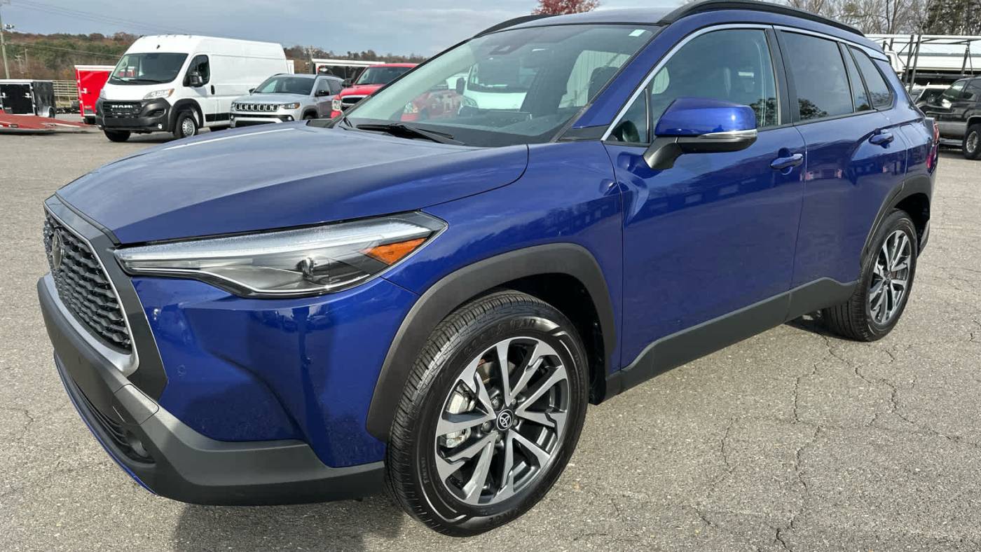 2022 toyota corolla cross xle