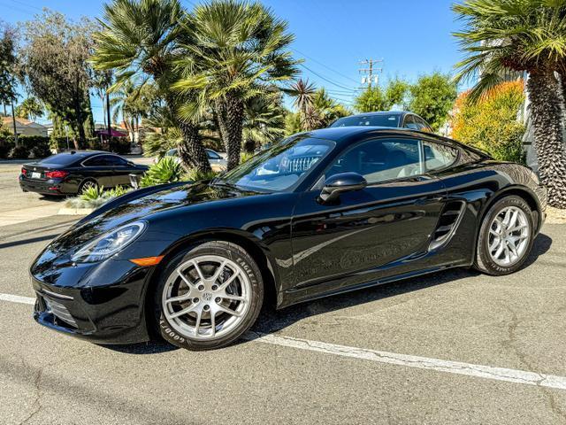 2023 porsche 718 cayman t