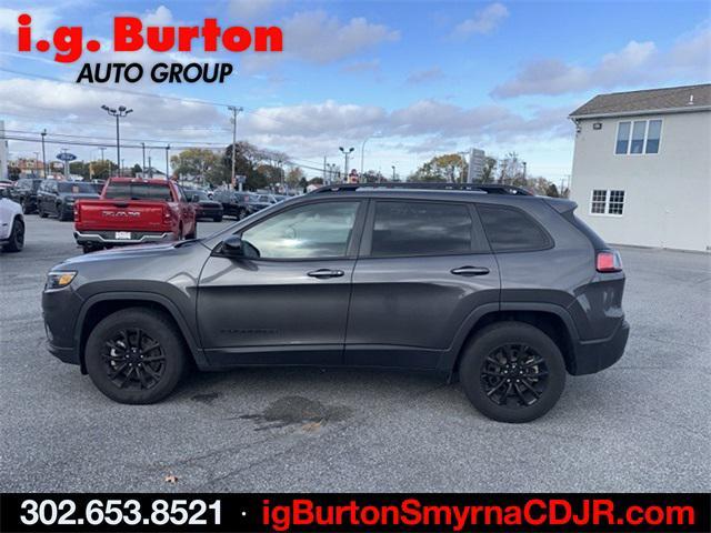 2023 jeep cherokee altitude