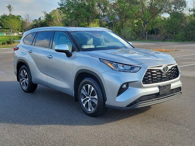 2020 toyota highlander xle