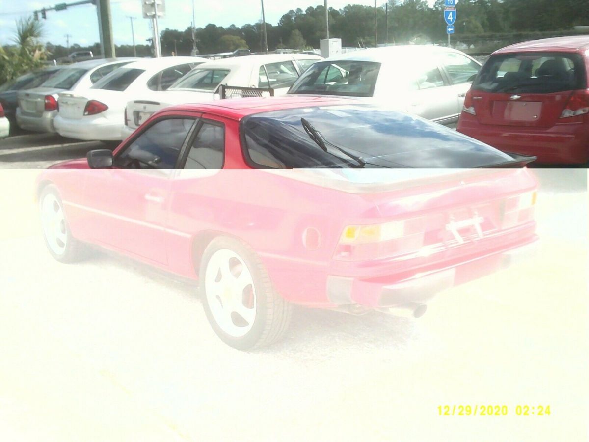 very good 924s -exterior is straight, interior is very good, ready to drive home