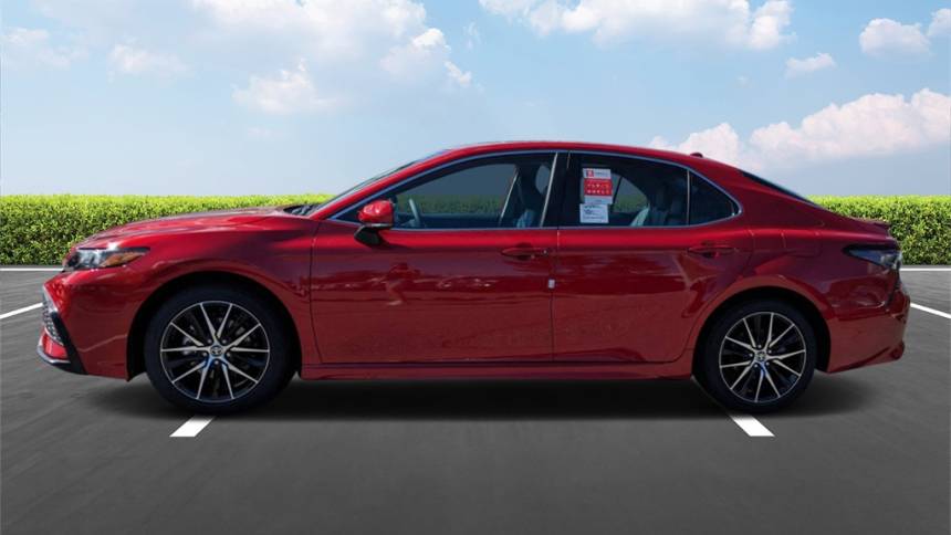 2024 toyota camry se