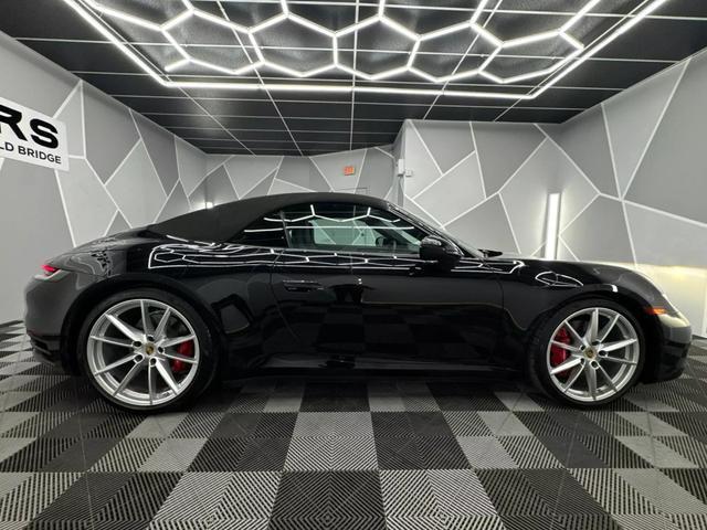 2022 porsche 911 carrera s