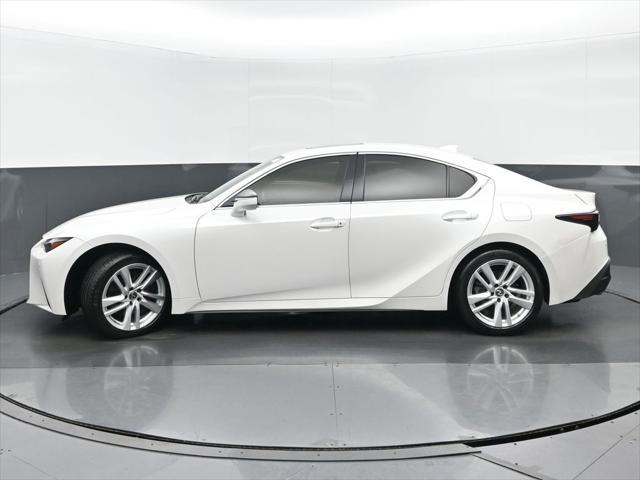 2021 lexus is 300 base