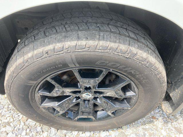 2021 nissan frontier sv