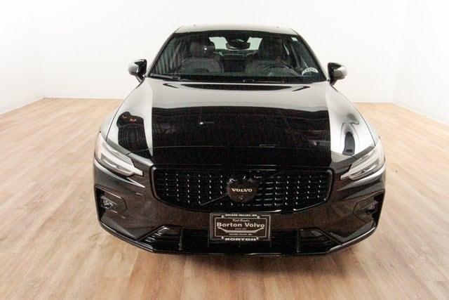 2024 volvo s60 b5 plus black edition