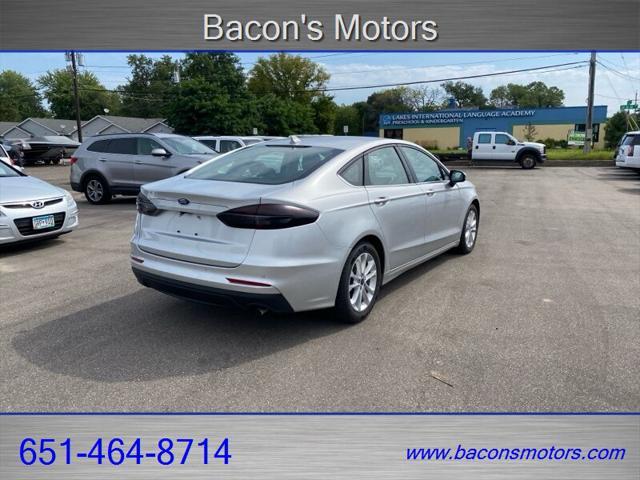 2019 ford fusion se