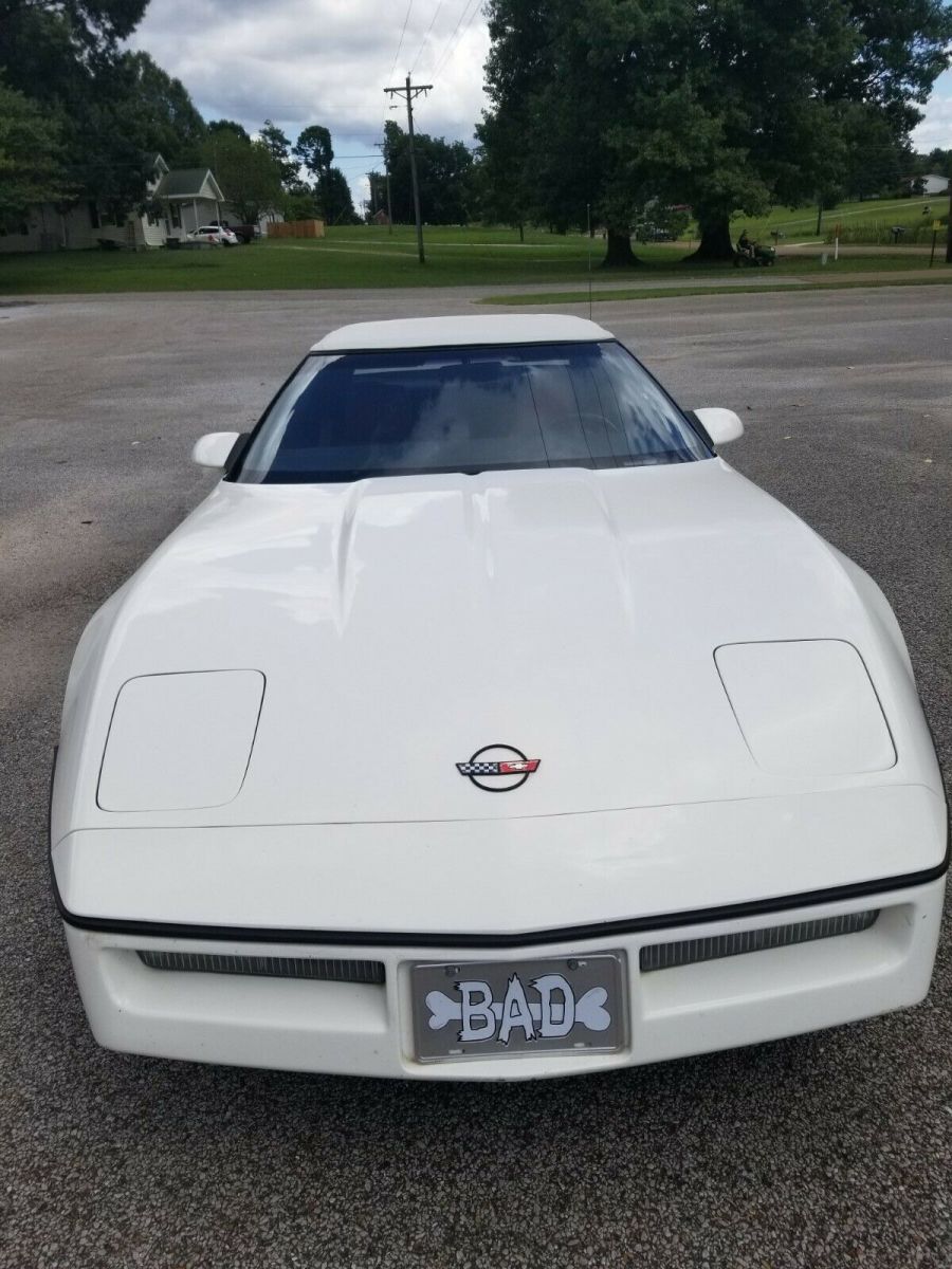 1986 chevrolet corvette convertible " indy pace car edition"